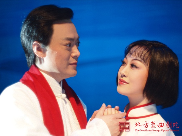 3周好璐饰石评梅杨帆饰高君宇.jpg