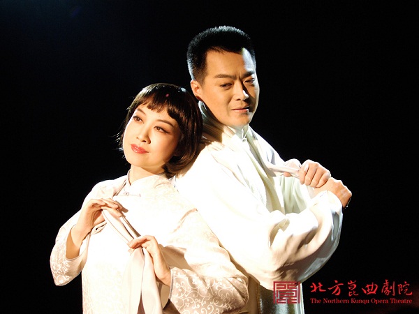 4周好璐饰石评梅杨帆饰高君宇.jpg
