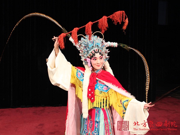 2王丽媛饰王昭君.jpg