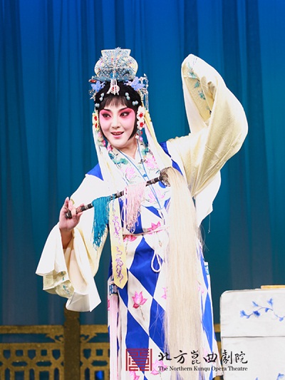 1魏春荣 饰 陈妙常.jpg